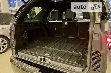 Позашляховик / Кросовер Land Rover Discovery 2021 в 