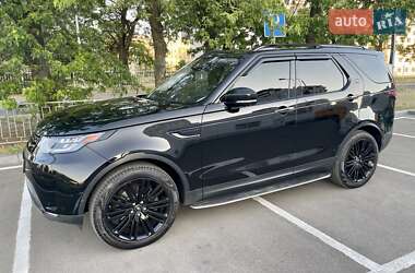 Позашляховик / Кросовер Land Rover Discovery 2017 в 
