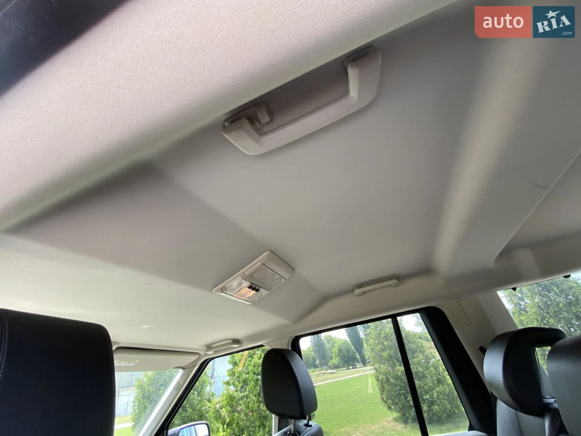 2012 Land Rover Discovery - мініатюра 30