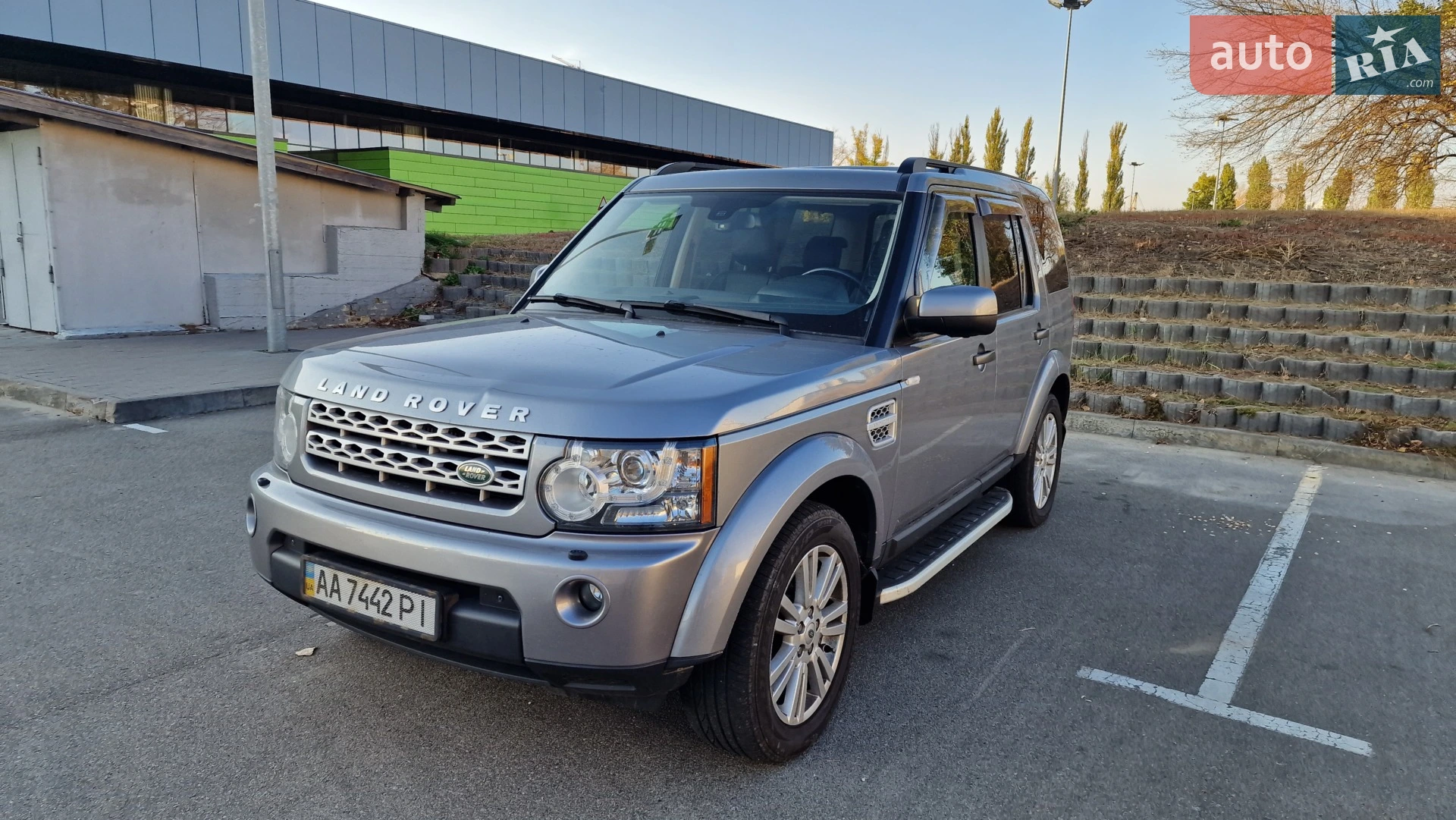 2012 Land Rover Discovery - фото 1