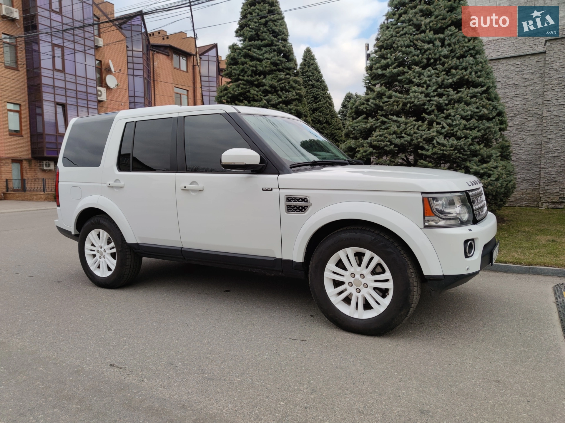 2014 Land Rover Discovery - мініатюра 2