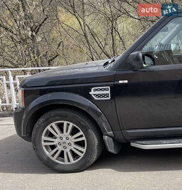 Позашляховик / Кросовер Land Rover Discovery 2012 в Києві