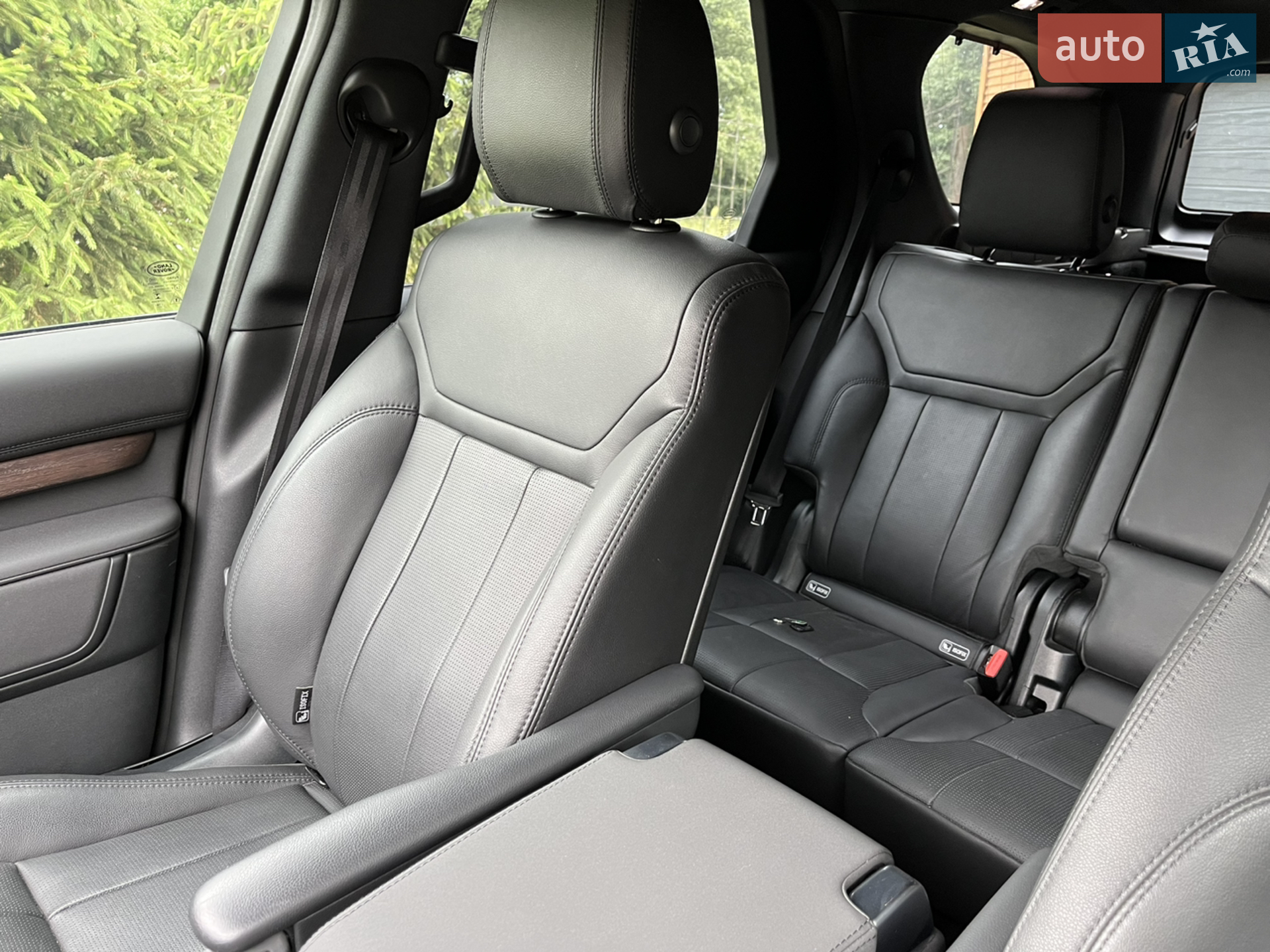 2019 Land Rover Discovery - мініатюра 38