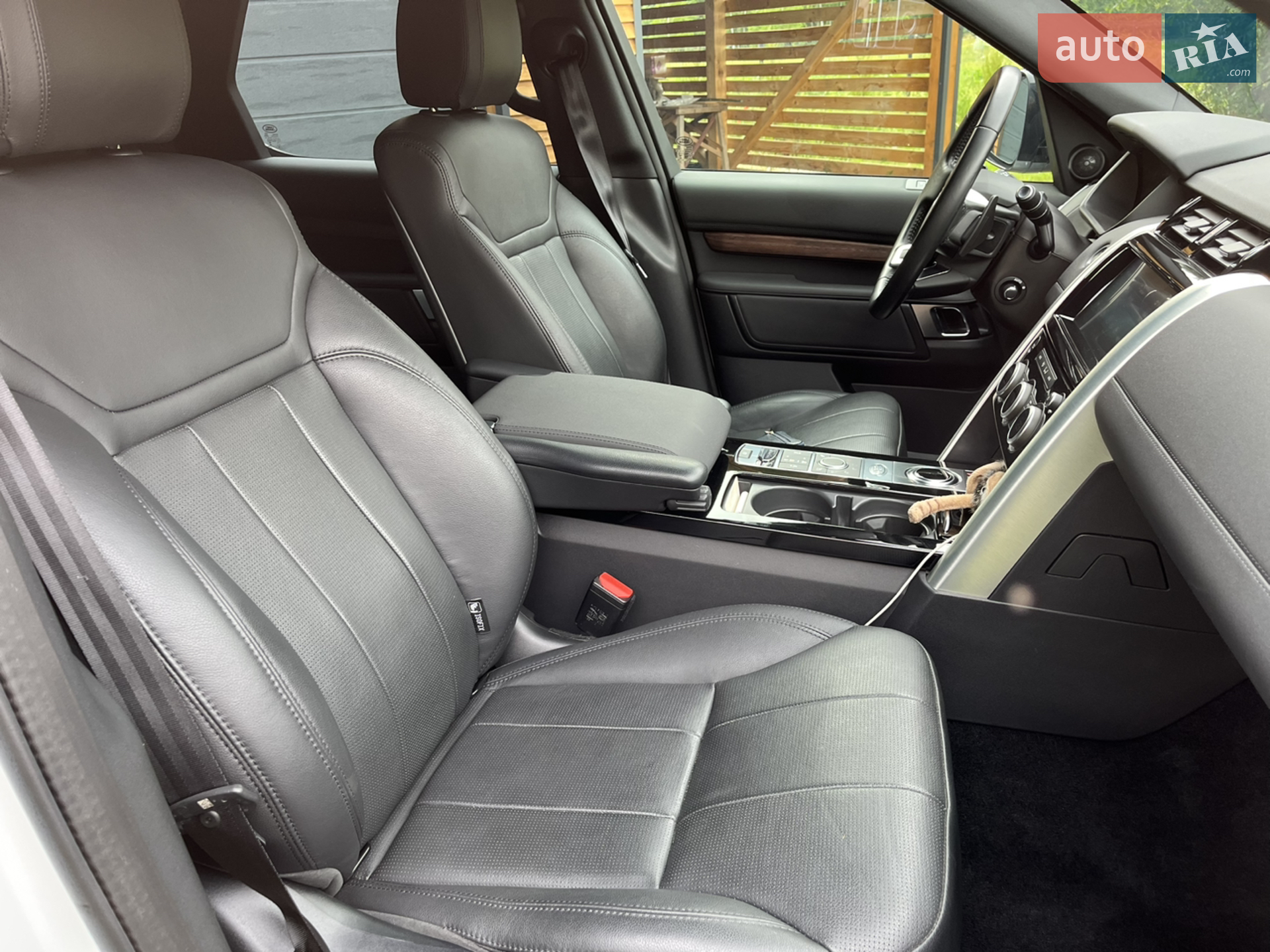 2019 Land Rover Discovery - мініатюра 45