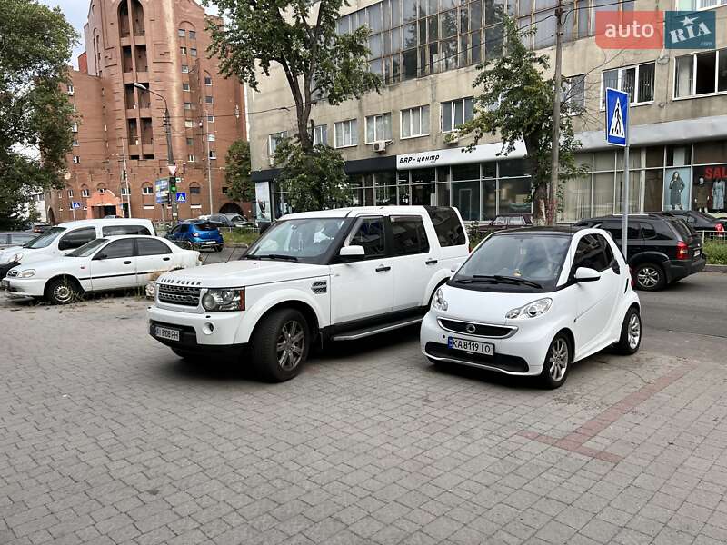 Позашляховик / Кросовер Land Rover Discovery 2010 в Києві