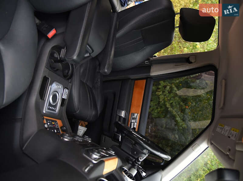 Позашляховик / Кросовер Land Rover Discovery 2012 в Ірпені