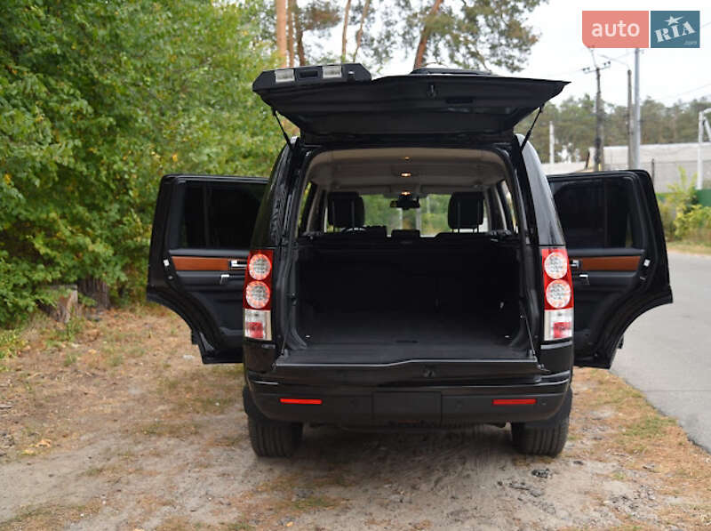 Позашляховик / Кросовер Land Rover Discovery 2012 в Ірпені