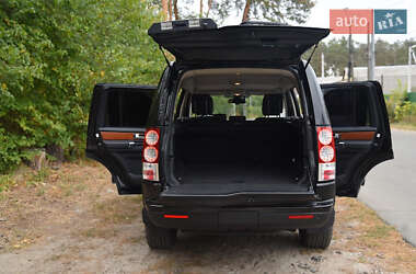 Внедорожник / Кроссовер Land Rover Discovery 2012 в 