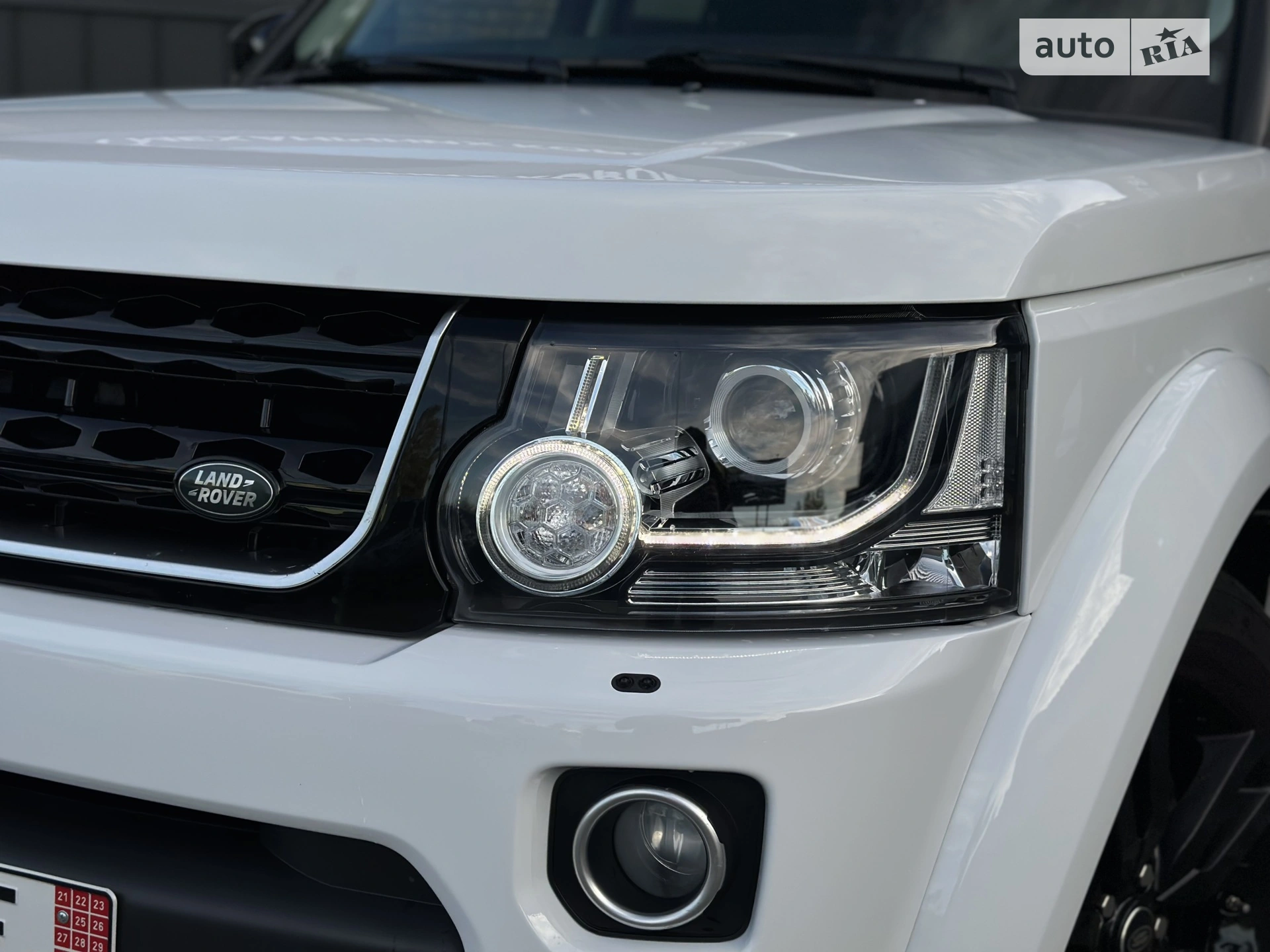 2016 Land Rover Discovery - мініатюра 2