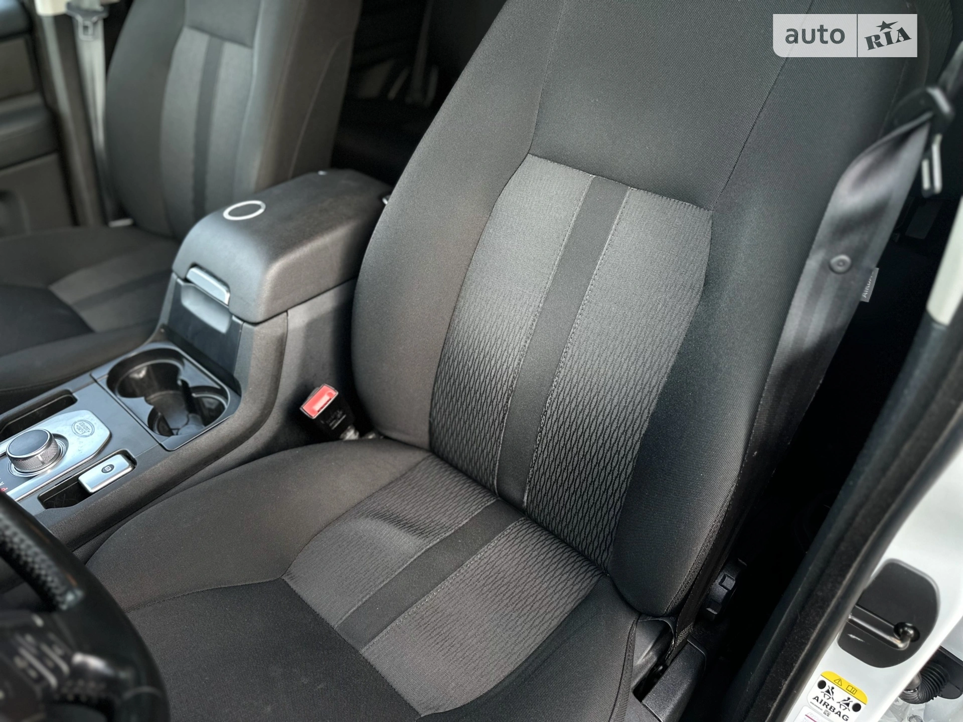 2016 Land Rover Discovery - мініатюра 13