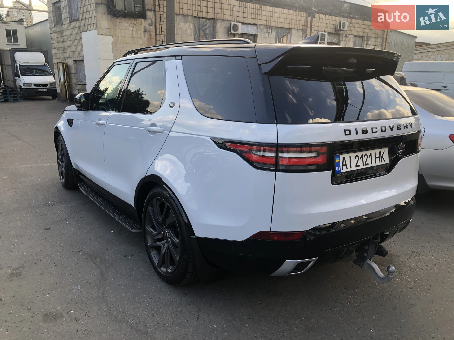 2017 Land Rover Discovery - мініатюра 3