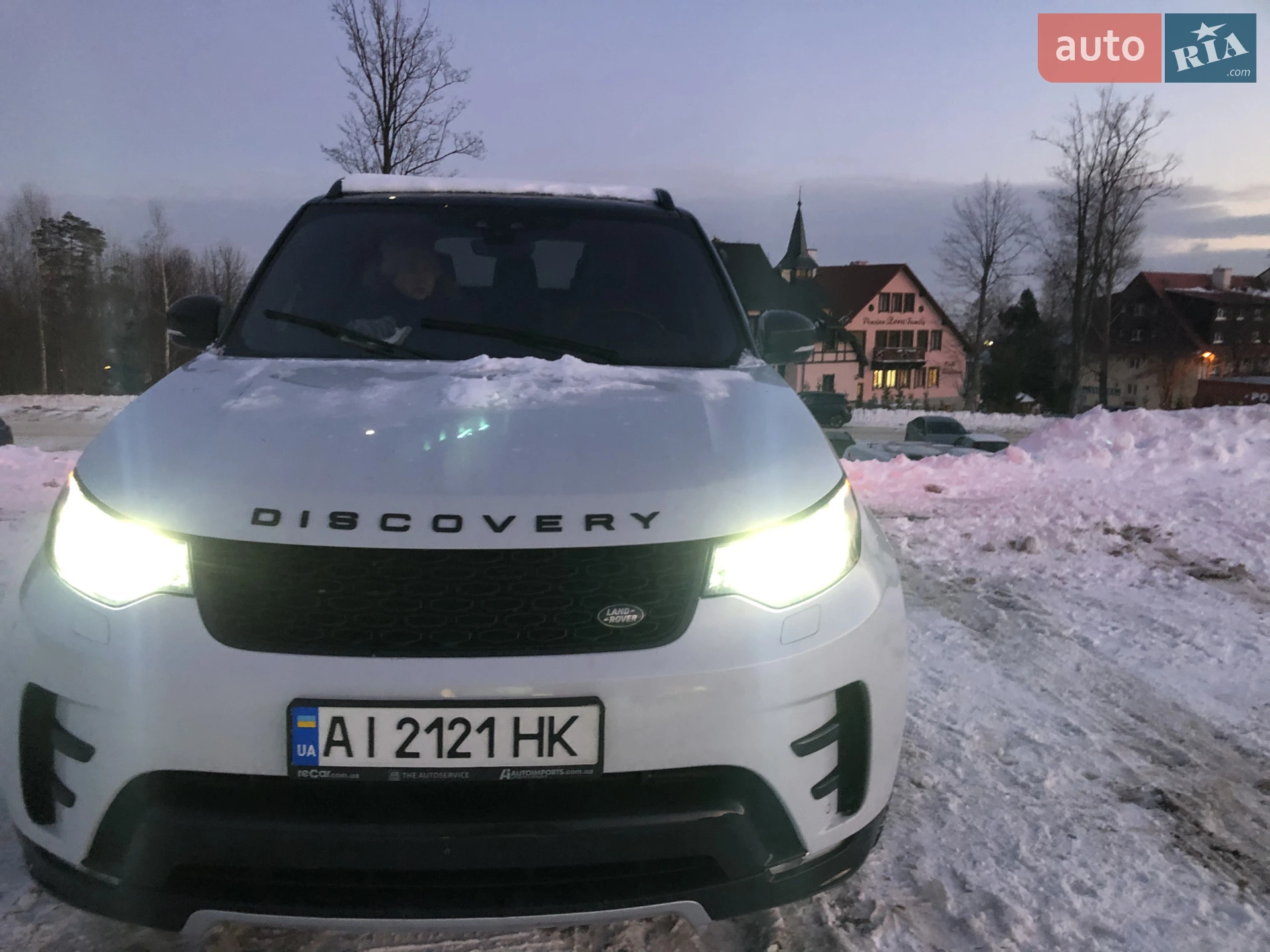 2017 Land Rover Discovery - мініатюра 17