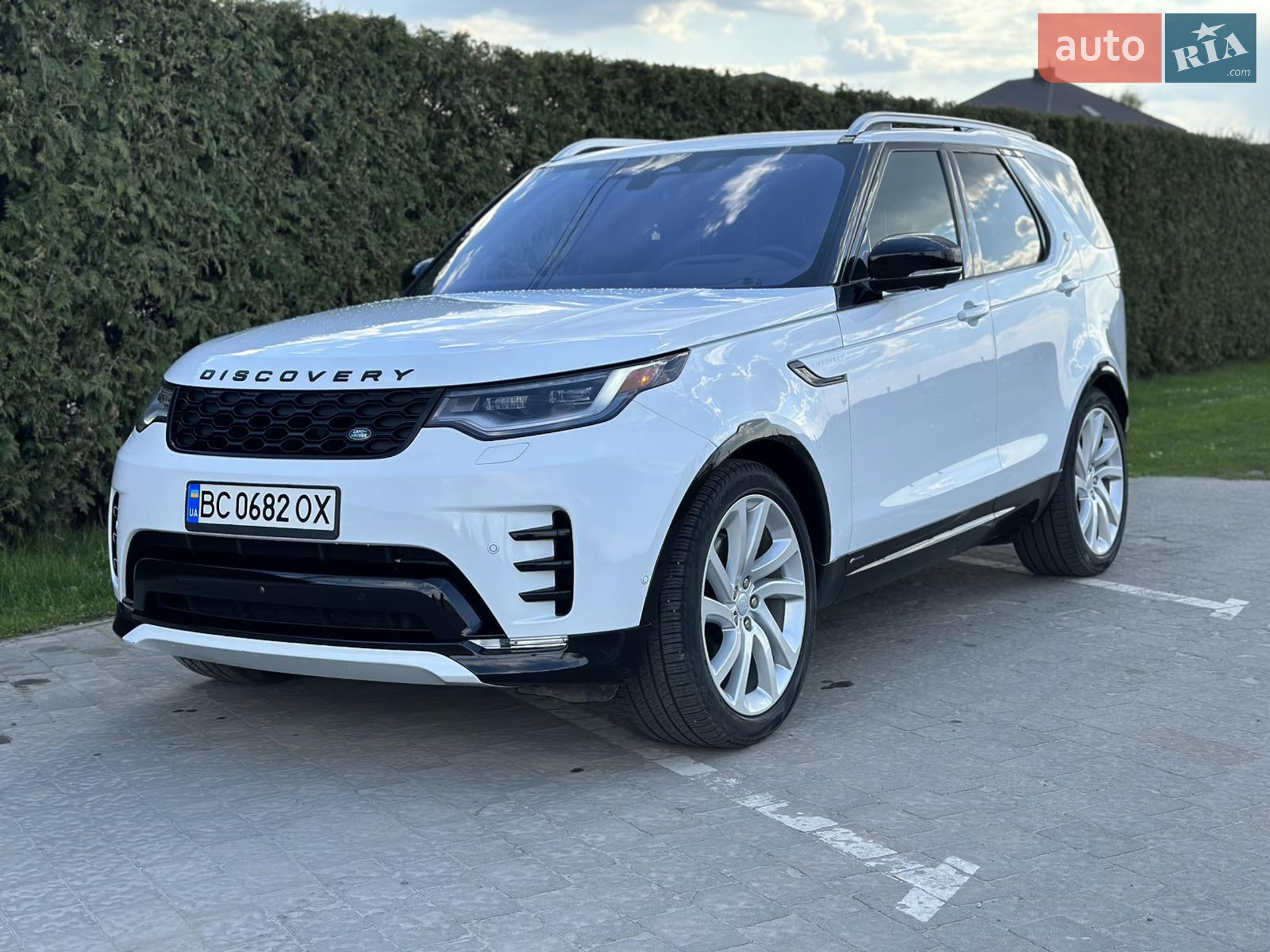 2021 Land Rover Discovery - фото 1