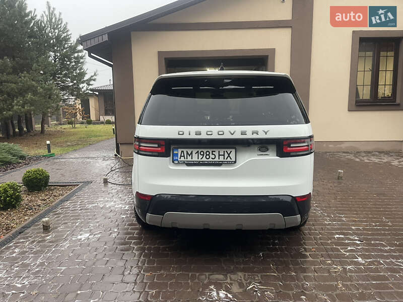 Позашляховик / Кросовер Land Rover Discovery 2017 в Житомирі