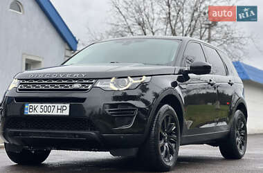 Позашляховик / Кросовер Land Rover Discovery 2016 в Радивиліві