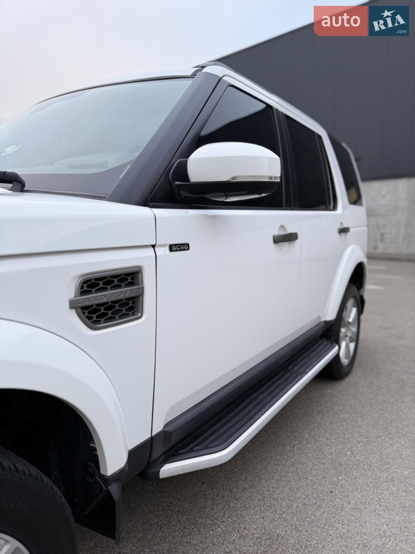 2014 Land Rover Discovery - мініатюра 22