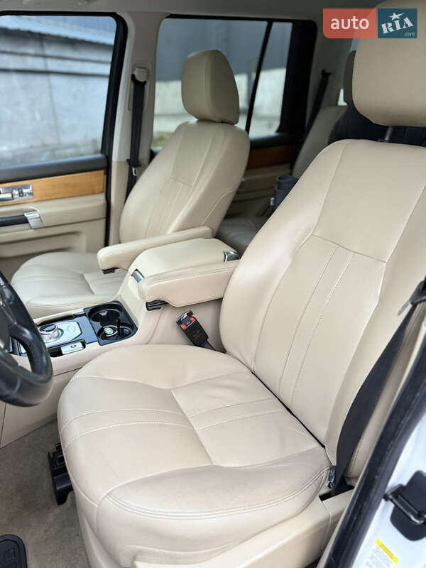 Внедорожник / Кроссовер Land Rover Discovery 2014 в Киеве