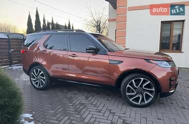 Внедорожник / Кроссовер Land Rover Discovery 2017 в Нововолынске