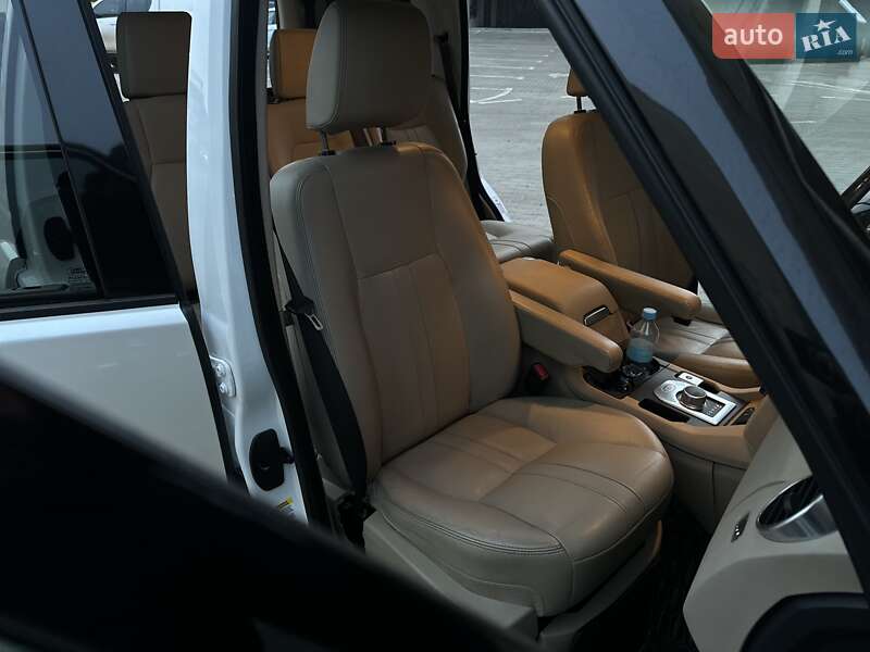 Позашляховик / Кросовер Land Rover Discovery 2015 в Тернополі