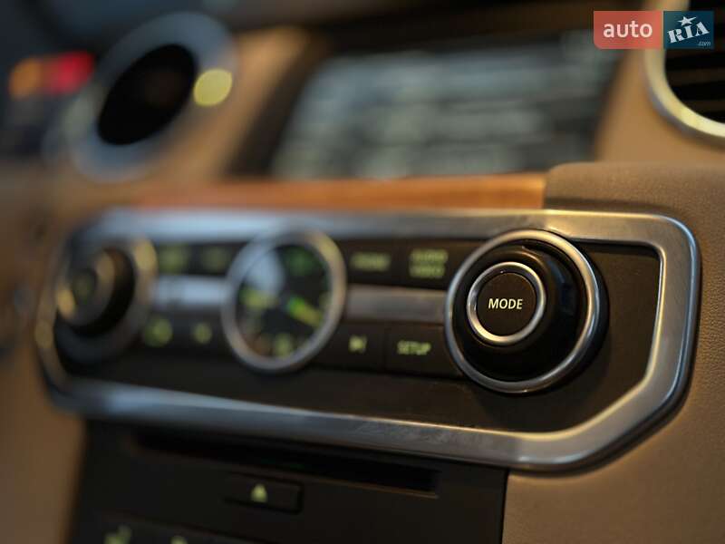 Позашляховик / Кросовер Land Rover Discovery 2015 в Тернополі