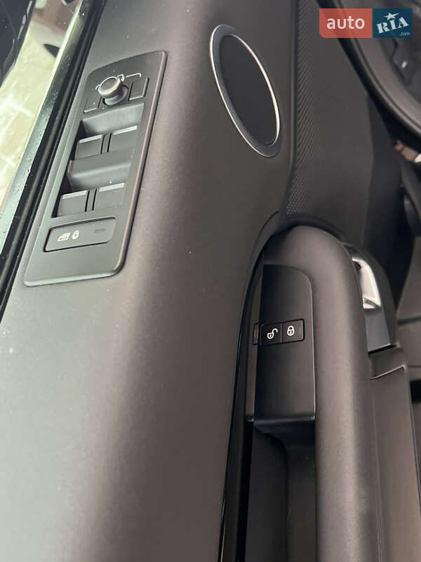 Позашляховик / Кросовер Land Rover Discovery 2020 в Дніпрі