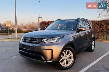 Позашляховик / Кросовер Land Rover Discovery 2018 в 