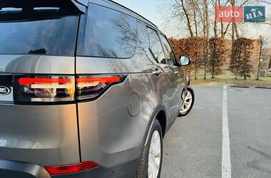 Позашляховик / Кросовер Land Rover Discovery 2018 в 