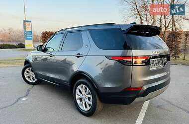 Позашляховик / Кросовер Land Rover Discovery 2018 в 