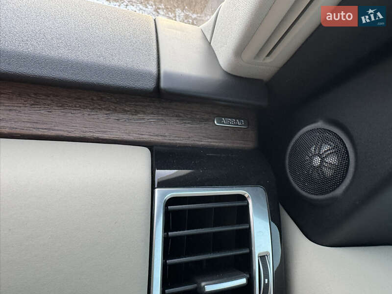 Внедорожник / Кроссовер Land Rover Discovery 2017 в Львове фото 41 Внедорожник / Кроссовер Land Rover Discovery 2017 в Львове