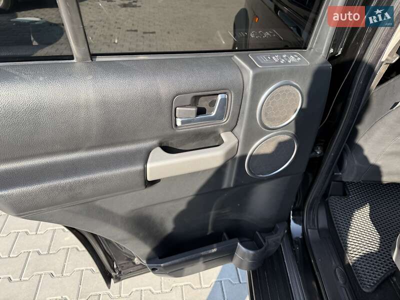 Внедорожник / Кроссовер Land Rover Discovery 2007 в Черновцах
