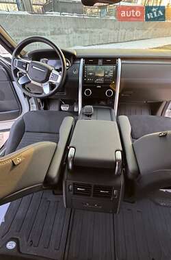 Внедорожник / Кроссовер Land Rover Discovery 2023 в 