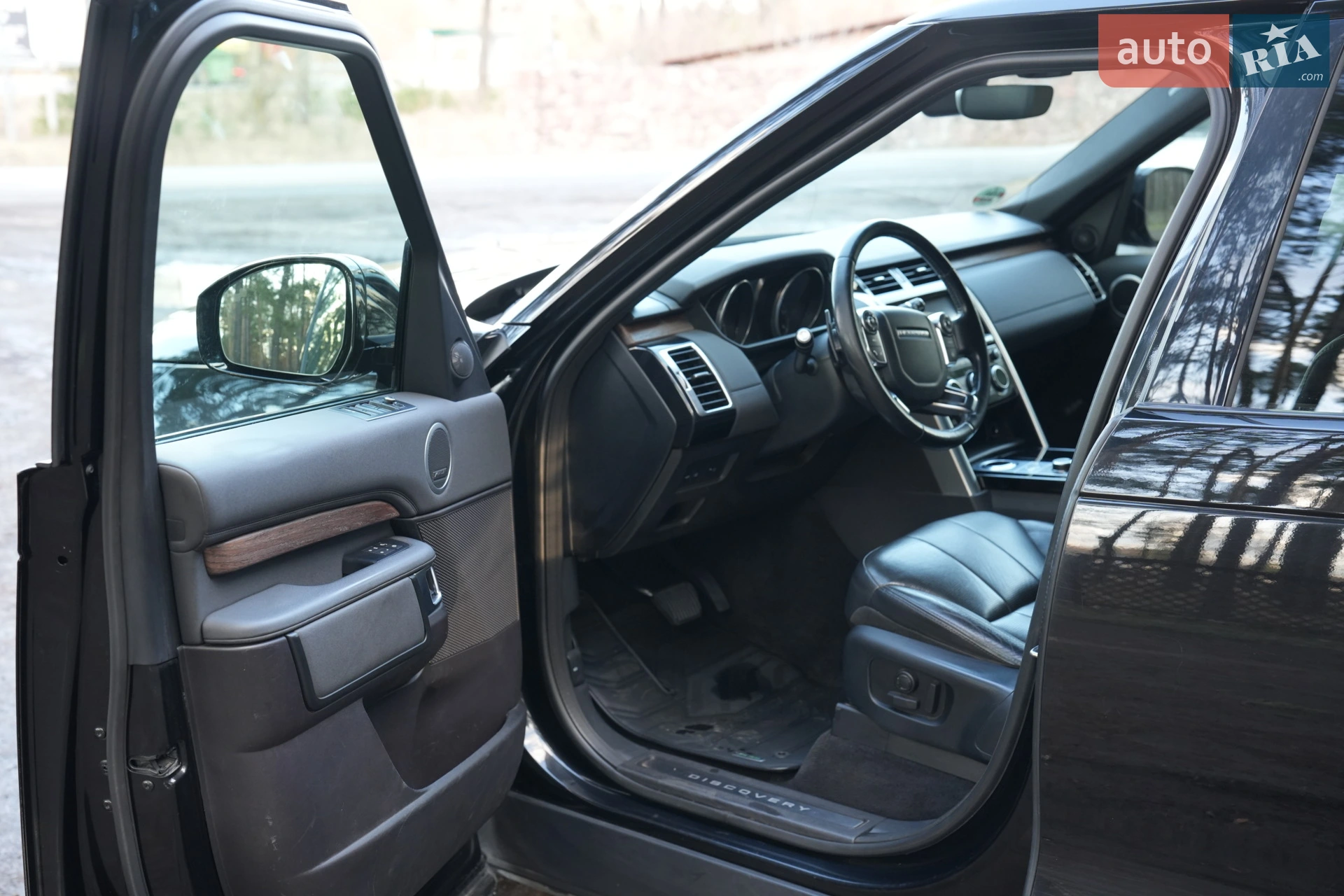 2017 Land Rover Discovery - мініатюра 9