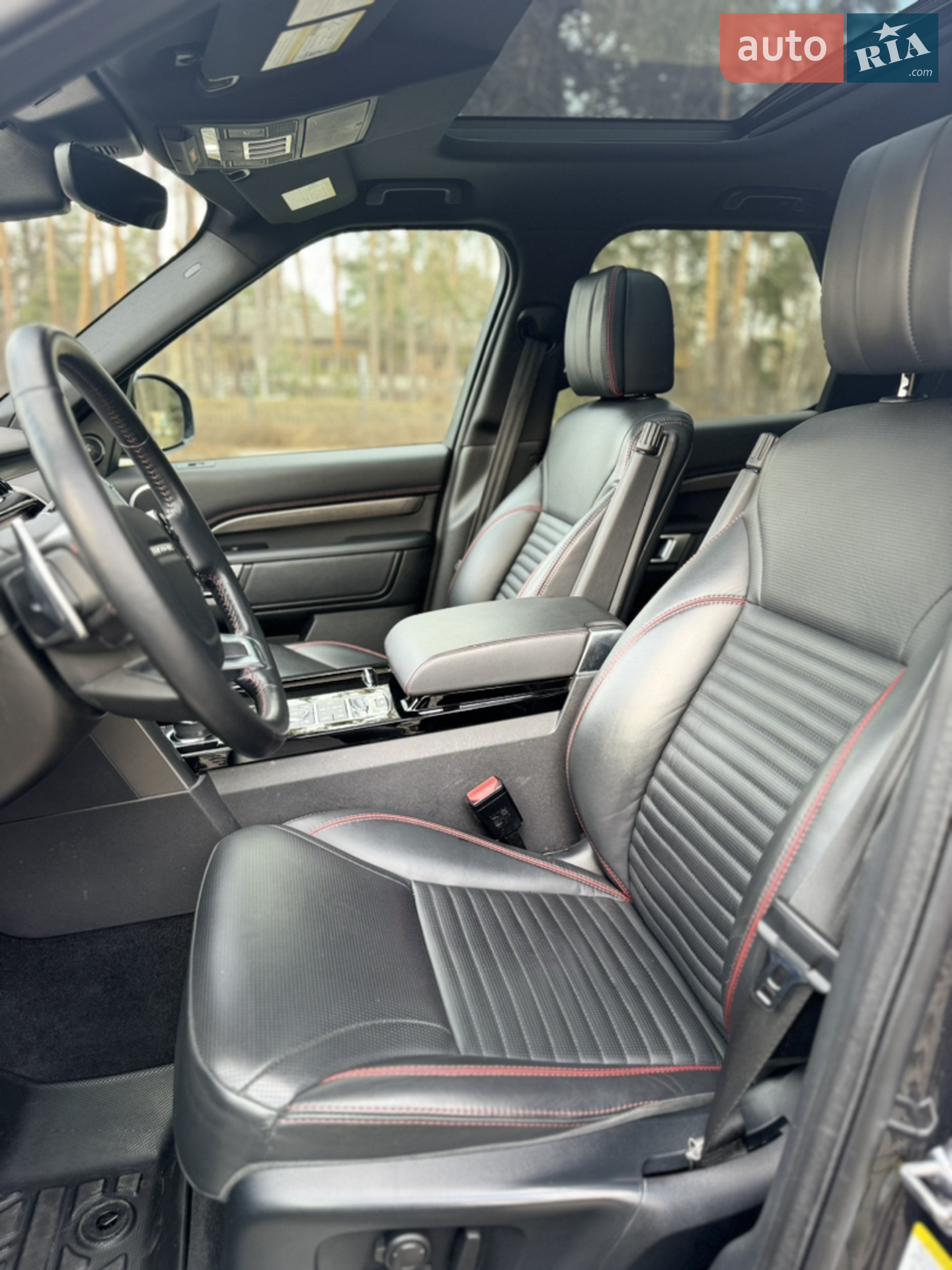 2019 Land Rover Discovery - мініатюра 30