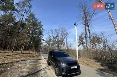 Внедорожник / Кроссовер Land Rover Discovery 2018 в 