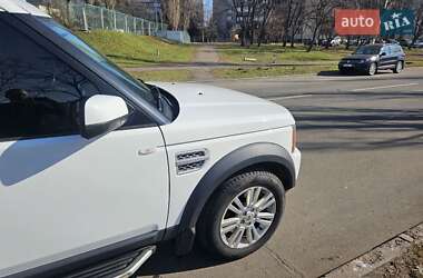 Внедорожник / Кроссовер Land Rover Discovery 2013 в 
