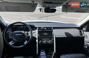 Внедорожник / Кроссовер Land Rover Discovery 2017 в 