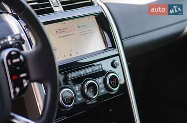 Внедорожник / Кроссовер Land Rover Discovery 2019 в 