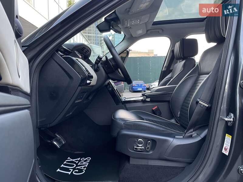 Внедорожник / Кроссовер Land Rover Discovery 2018 в Киеве