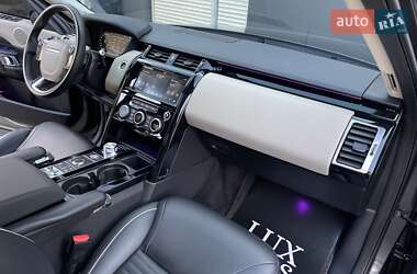 Внедорожник / Кроссовер Land Rover Discovery 2018 в 