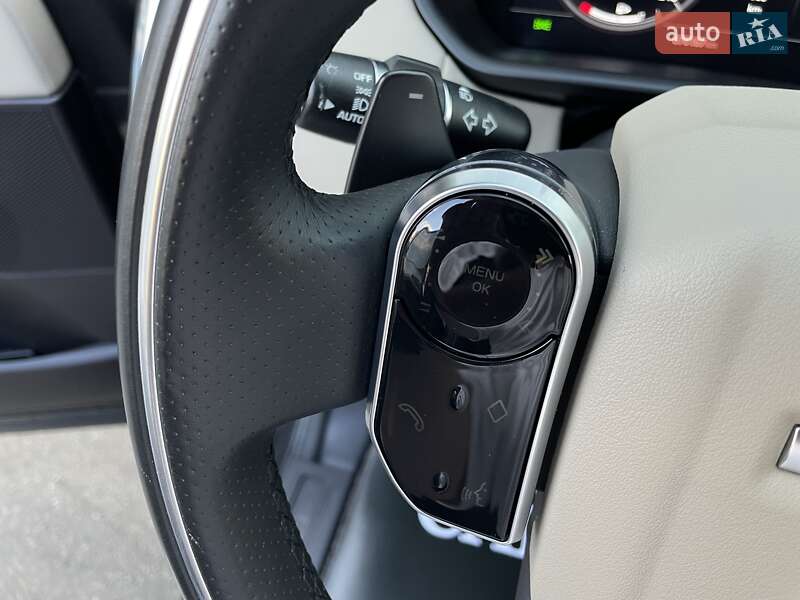 Внедорожник / Кроссовер Land Rover Discovery 2018 в Киеве