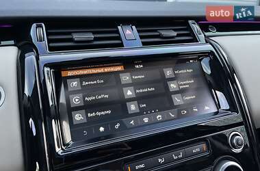 Внедорожник / Кроссовер Land Rover Discovery 2018 в 