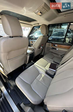 Позашляховик / Кросовер Land Rover Discovery 2013 в 