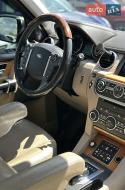 Позашляховик / Кросовер Land Rover Discovery 2013 в 