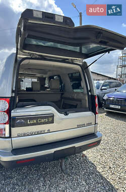 Позашляховик / Кросовер Land Rover Discovery 2013 в 