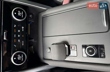 Внедорожник / Кроссовер Land Rover Discovery 2023 в 