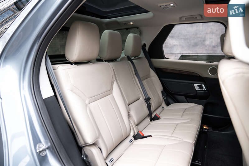 Внедорожник / Кроссовер Land Rover Discovery 2019 в Киеве
