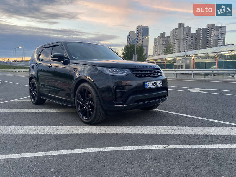 Позашляховик / Кросовер Land Rover Discovery 2017 в Києві