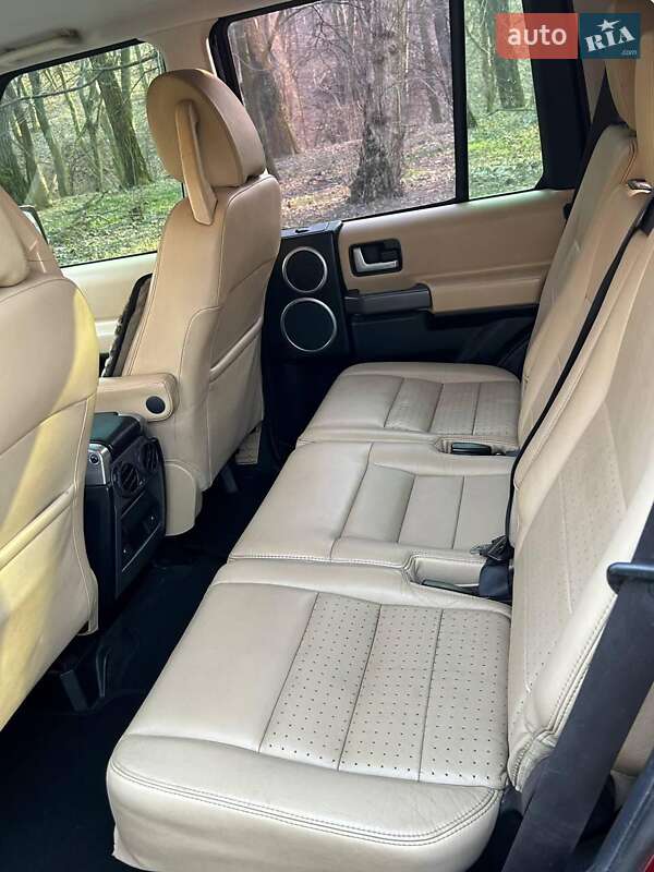 Внедорожник / Кроссовер Land Rover Discovery 2006 в Черновцах