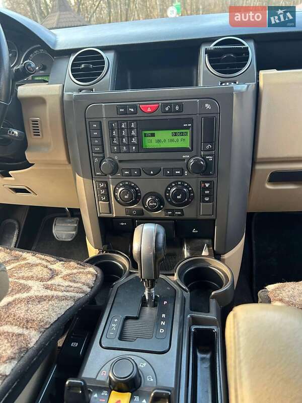 Внедорожник / Кроссовер Land Rover Discovery 2006 в Черновцах