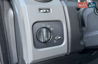 Внедорожник / Кроссовер Land Rover Discovery 2006 в 
